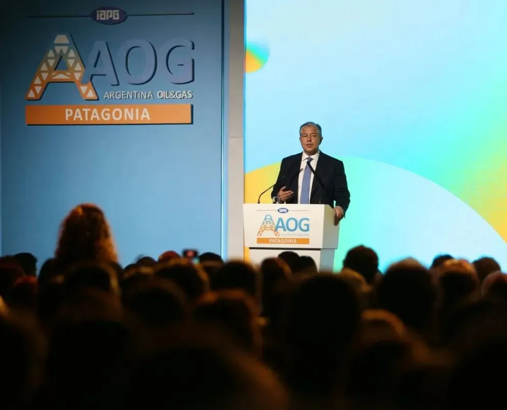 Rolando Figueroa en la apertura de la Oil&Gas Patagonia.