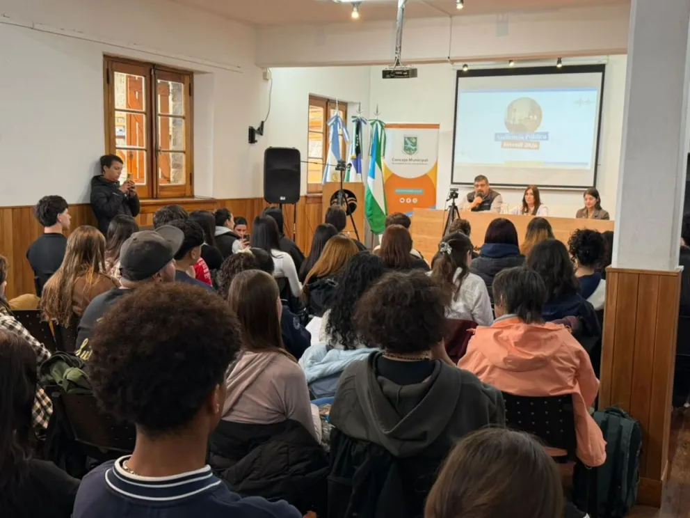 La actividad se llevó a cabo en la sala de prensa de la Municipalidad. Foto: Concejo Deliberante. 