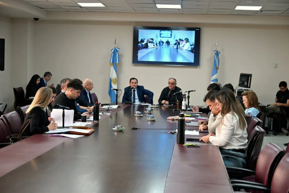 Inició el debate.