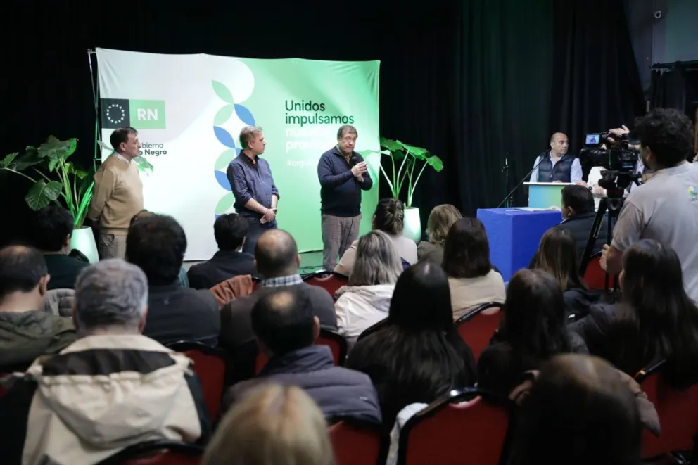 Los anuncios fueron realizados este mediodía con la presencia del gobernador rionegrino. Foto gentileza