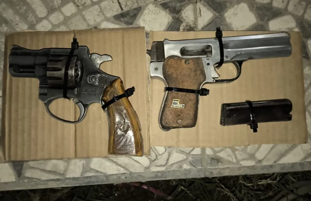 Armas secuestradas. (Gentileza Centenario Digital)