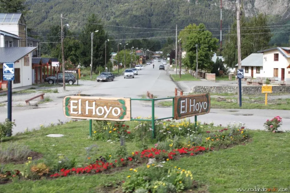 Los abusos ocurrieron de manera reiterada entre abril de 2015 y el 14 de agosto de 2020 en viviendas ubicadas en dos localidades de la Comarca Andina.